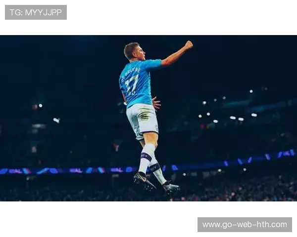 德布劳内小角度传中变成致胜球