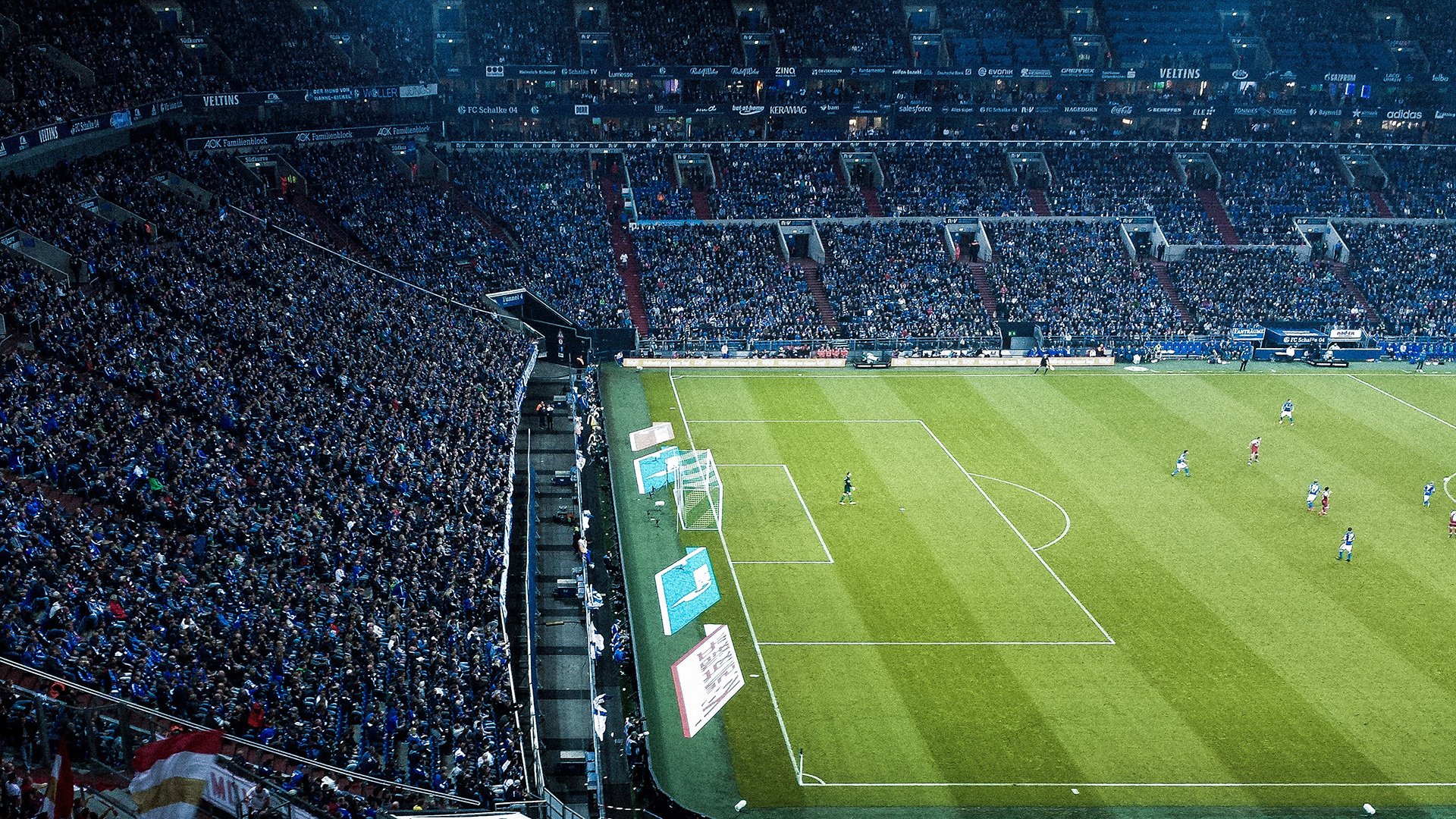 室内高尔夫模拟器联赛 虚拟球场让跨国对抗成为可能